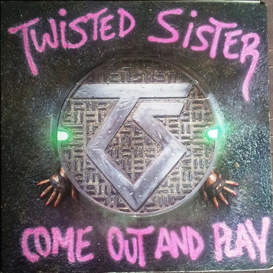 Twisted Sister – Come Out And Play