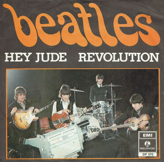 The Beatles – Hey Jude / Revolution