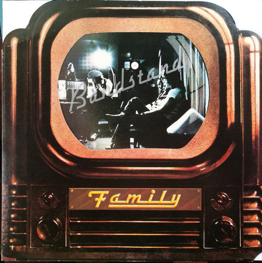 Family (6) – Bandstand